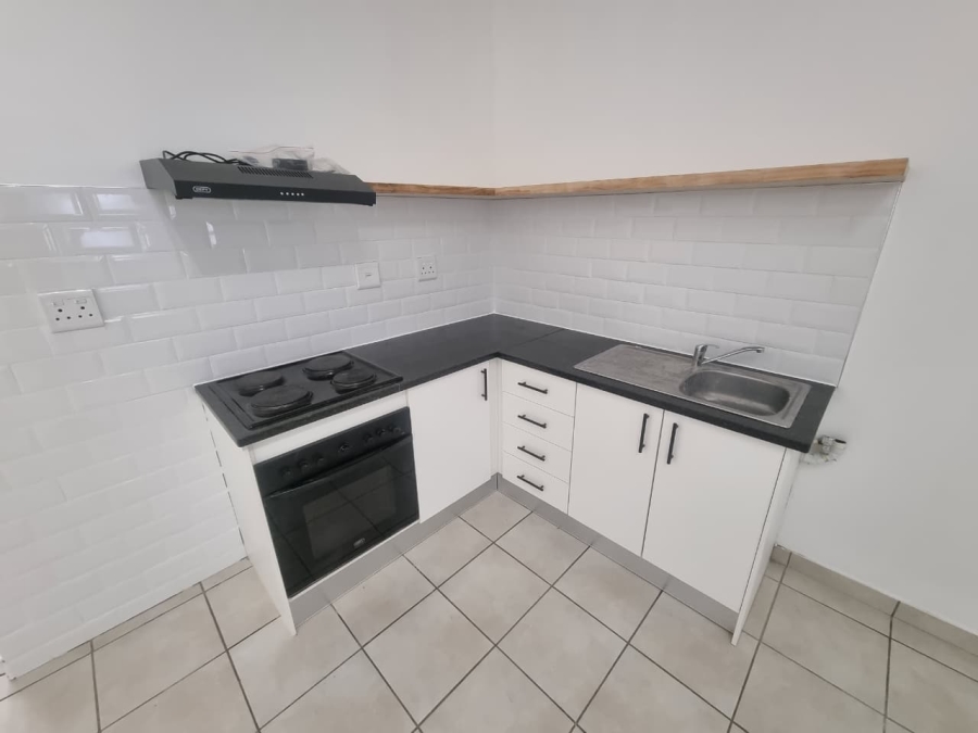 To Let 2 Bedroom Property for Rent in Observatory Western Cape